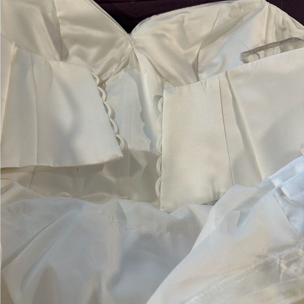Maggie Sottero Isadora Ann Wedding Dress - Tea Length Discontinued - Picture 14 of 16